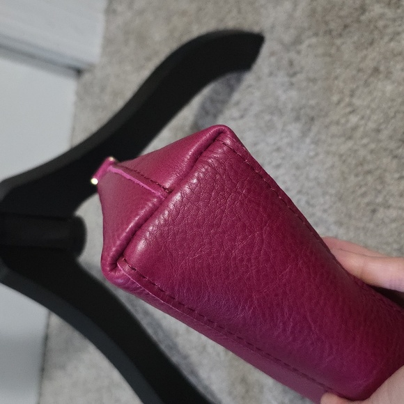 New Portland Leather Goods PLG Classic Poppy Cosmo Pink Crossbody Bag - Picture 9 of 13